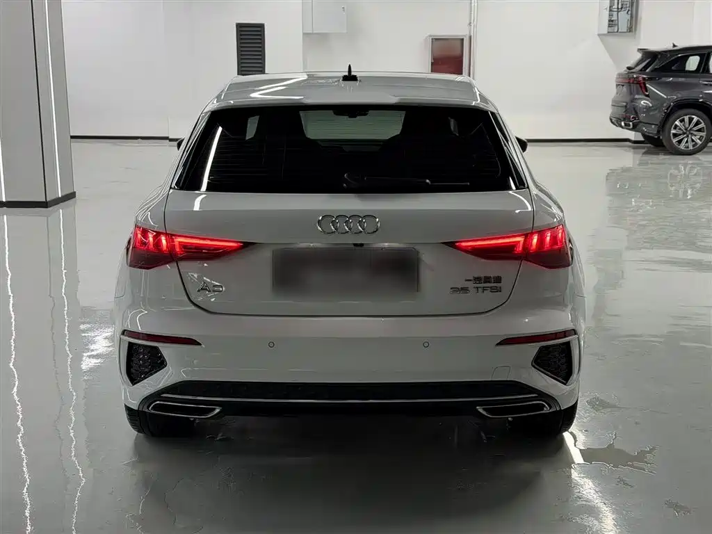 Audi A3 2024 Model Sportback 35 TFSI Fashion Sport фото 8