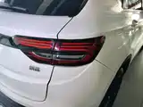 Фото 8 - Geely Coolray