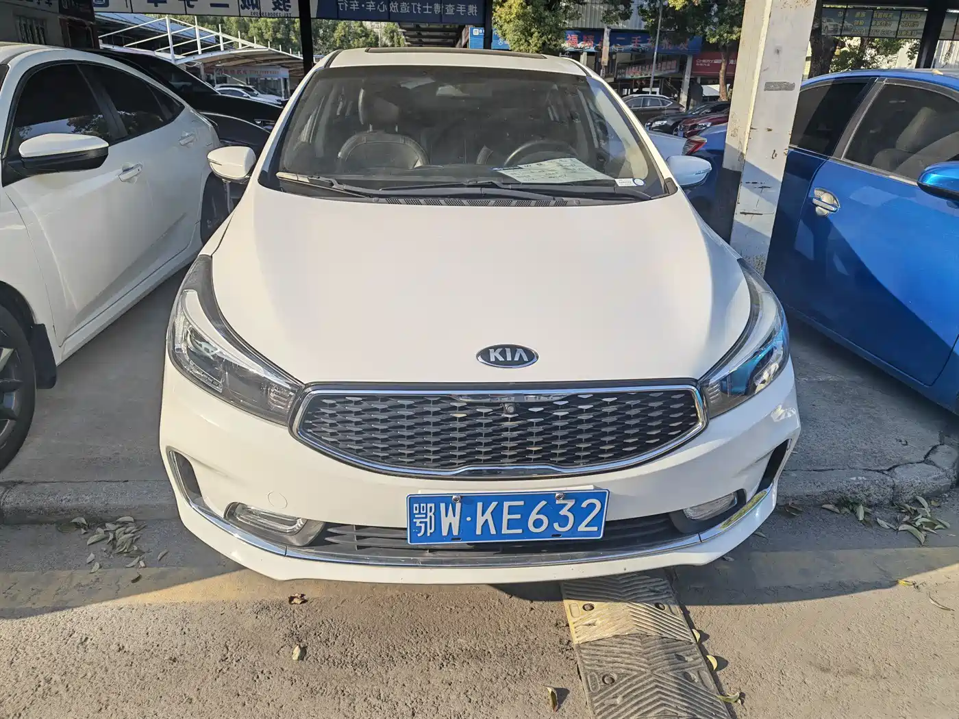 KIA K3