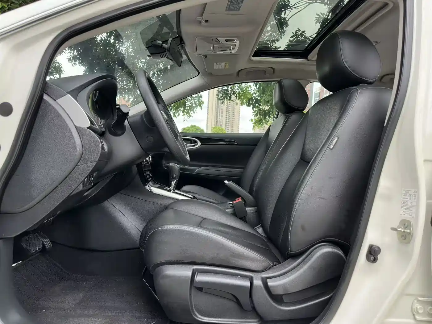 Nissan SYLPHY, миниатюра 4