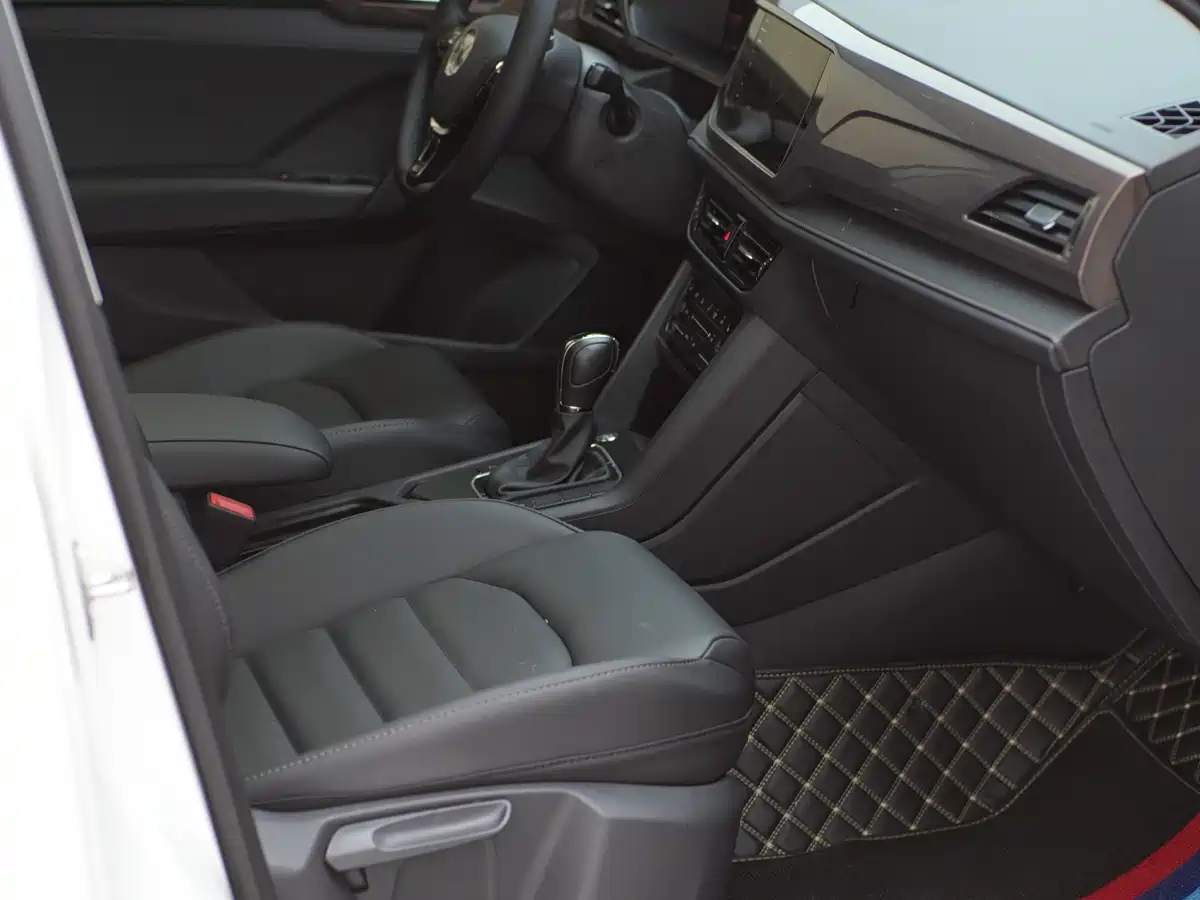 Volkswagen Tharu 2022 280TSI FWD Luxury Edition фото 19