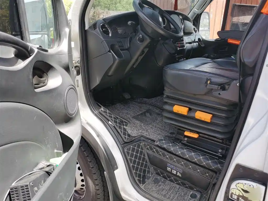 IVECO OU SHENG