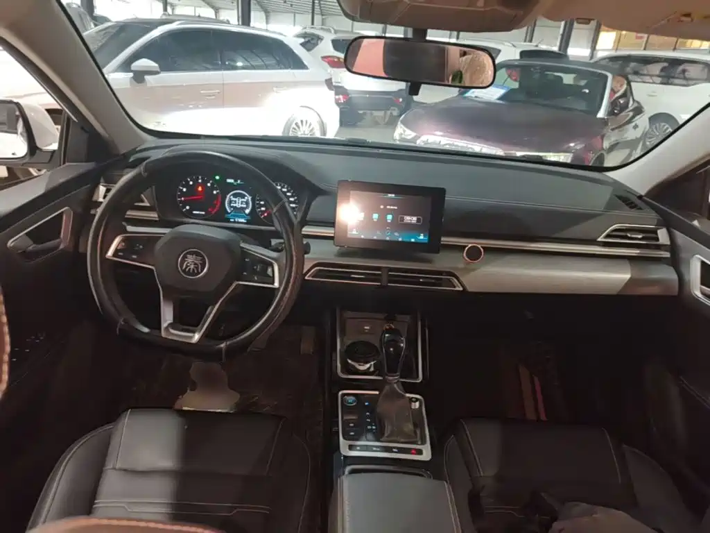 BYD Qin 2020 2019 1.5L Automatic Luxury Edition