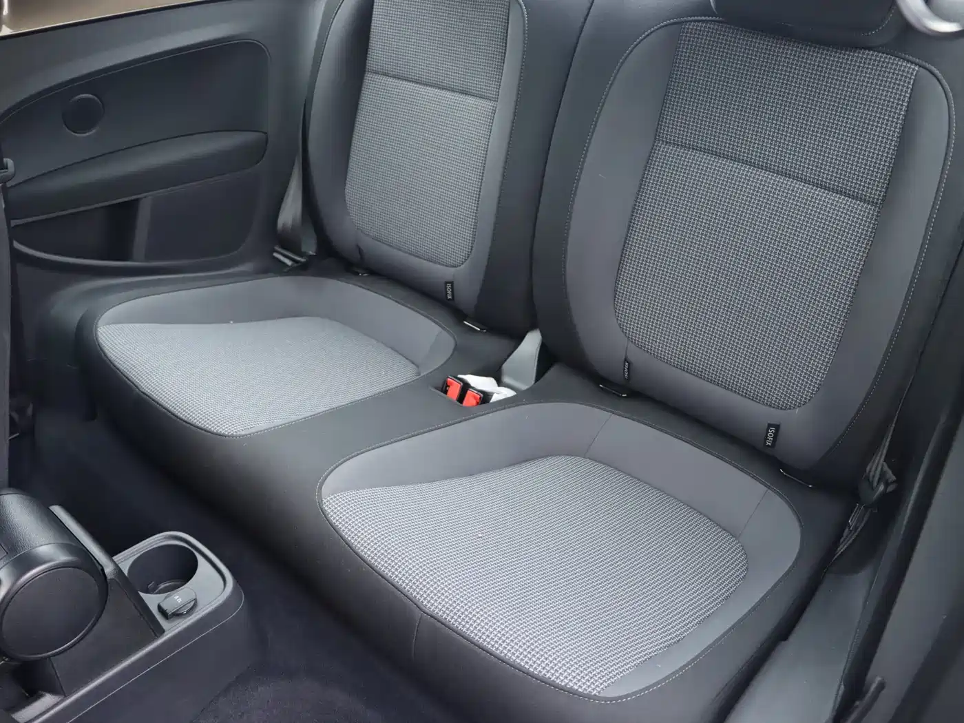 Volkswagen Beetle 2015 180TSI фото 11