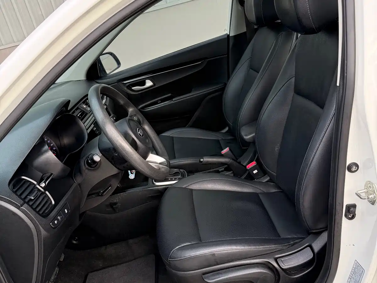 Kia K2 2017 Sedan 1.4L AT 15th Anniversary Special Edition GLS фото 6