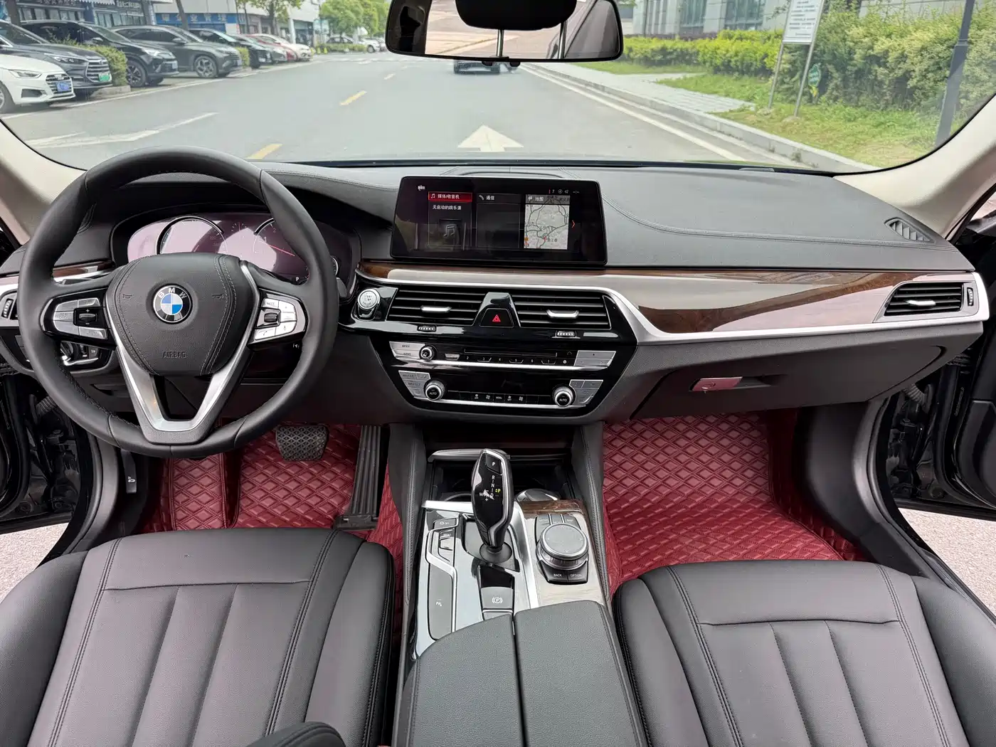 BMW 5 Series 2018 525Li Luxury Package фото 17
