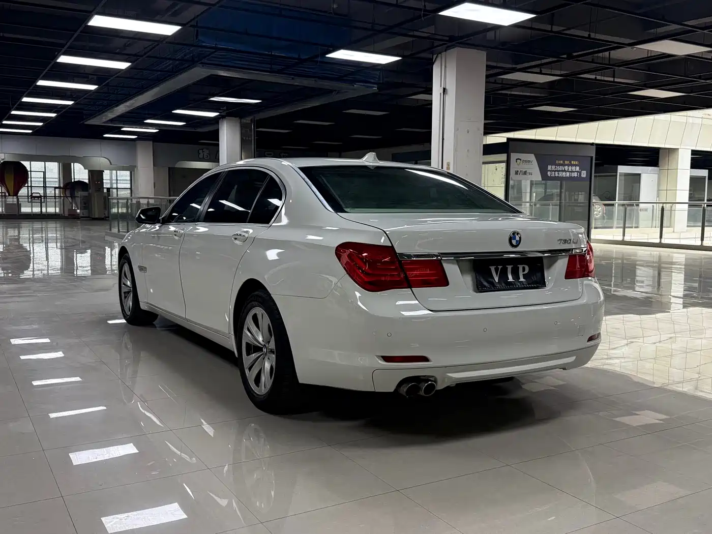 BMW 7 Series 2011 730Li Elegance фото 6