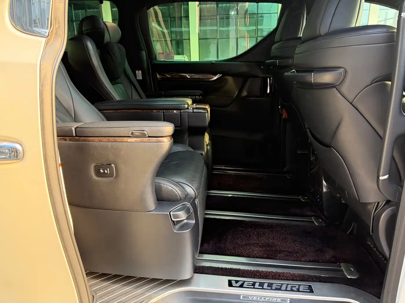 Toyota Vellfire 2019 2019 Hybrid 2.5L HV Premium Edition