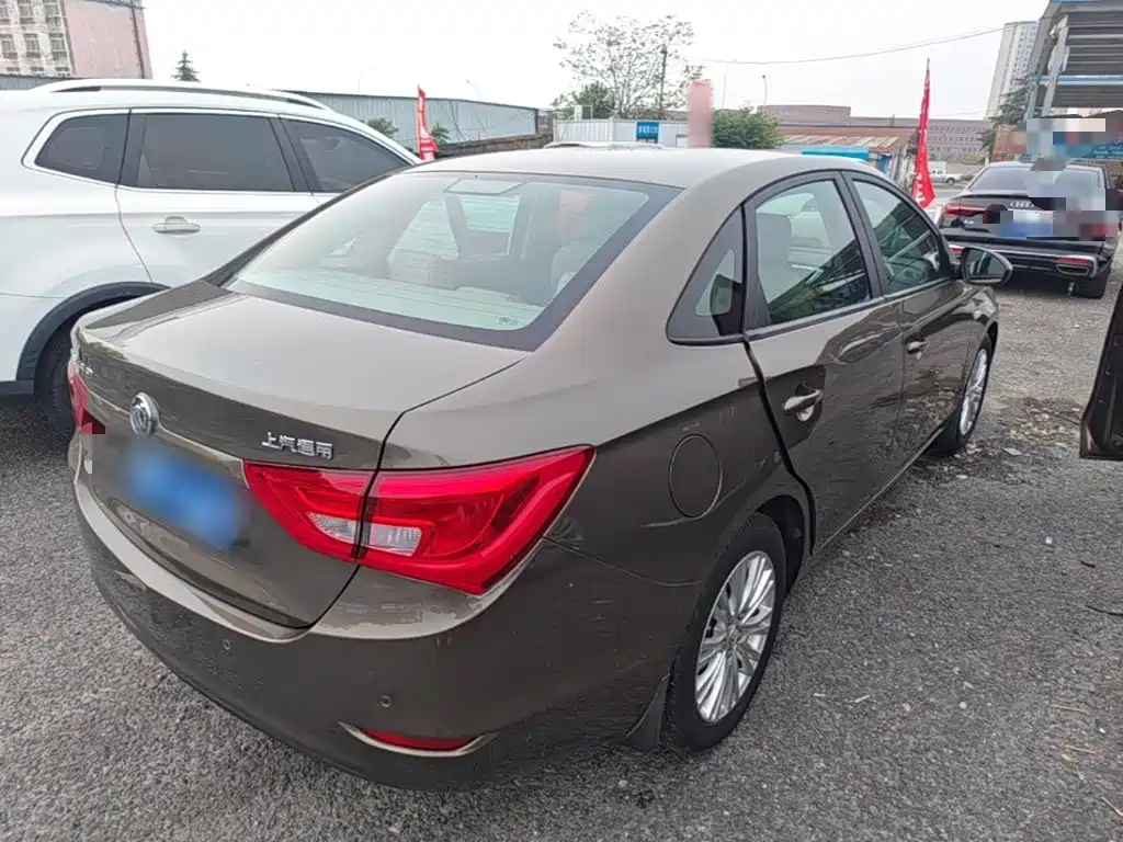 Фото 7 - Buick Excelle
