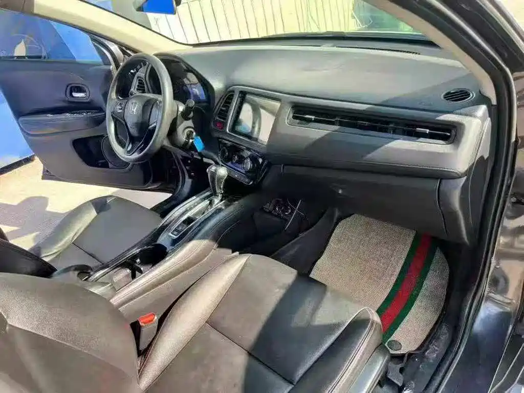 Honda Vezel 2015 2015 1.5L CVT 2WD Comfort
