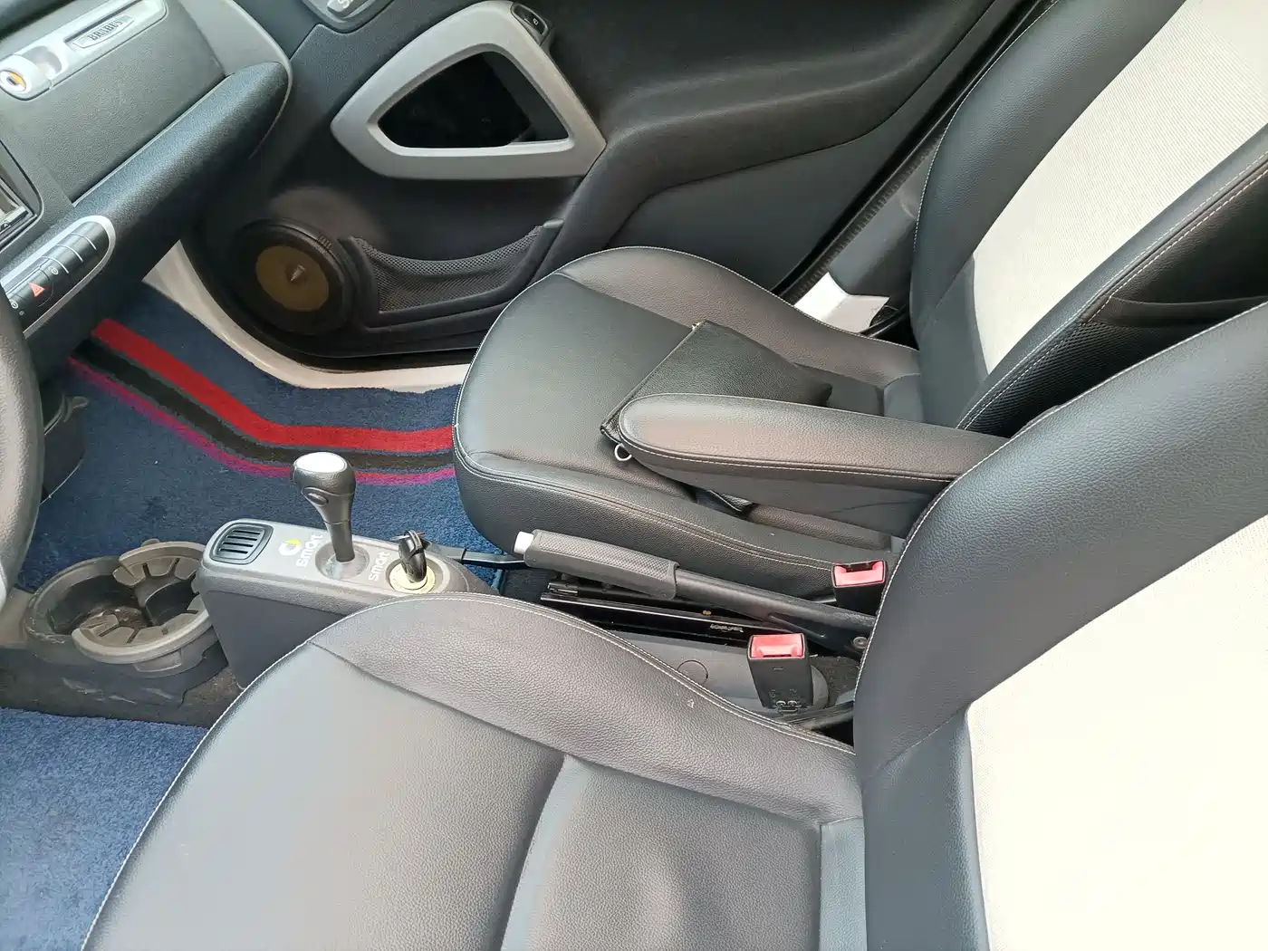 smart fortwo 2013 2012 1.0T Hardtop Passion
