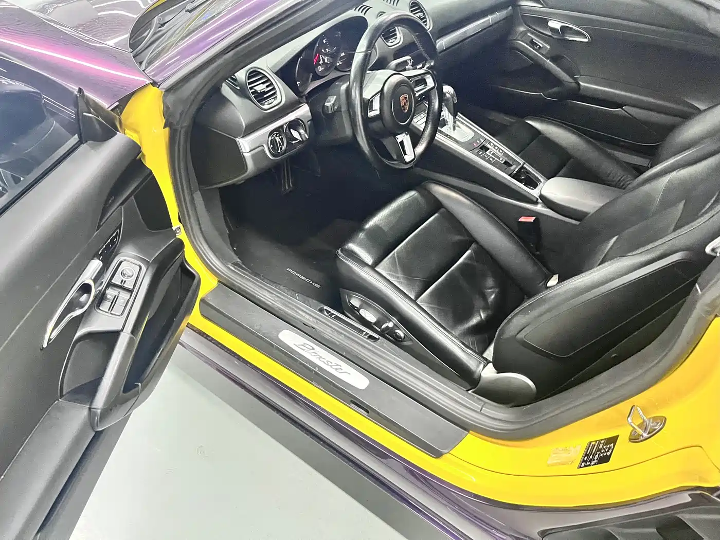 Porsche 718 2016 Boxster 2.0T фото 7