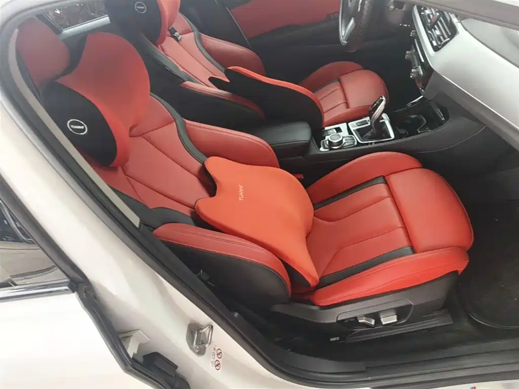 BMW 1 Series 2021 125i M Sport Black Night Edition фото 25