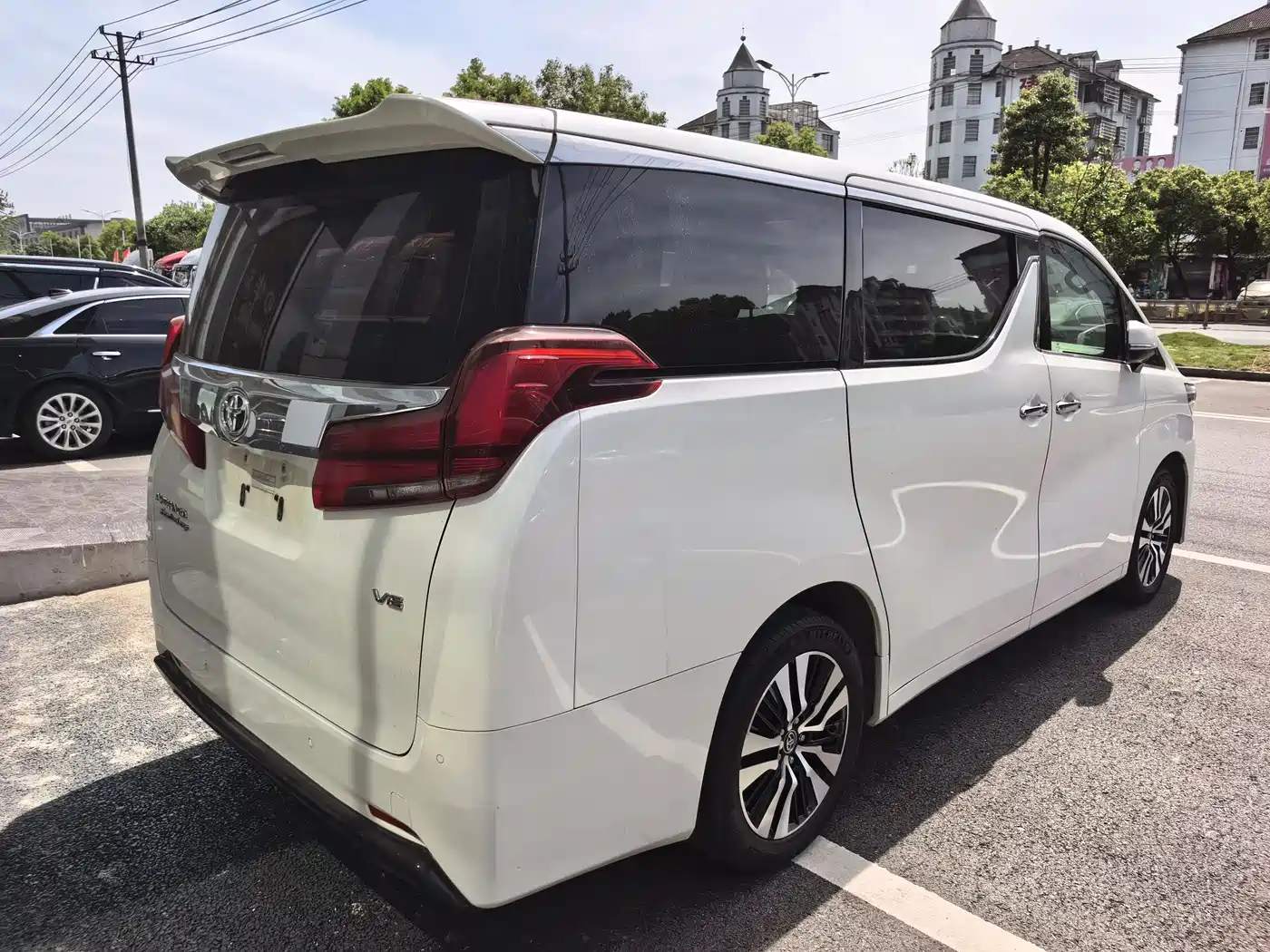 Toyota Alphard 2018 Facelift 3.5L Premium Edition фото 6