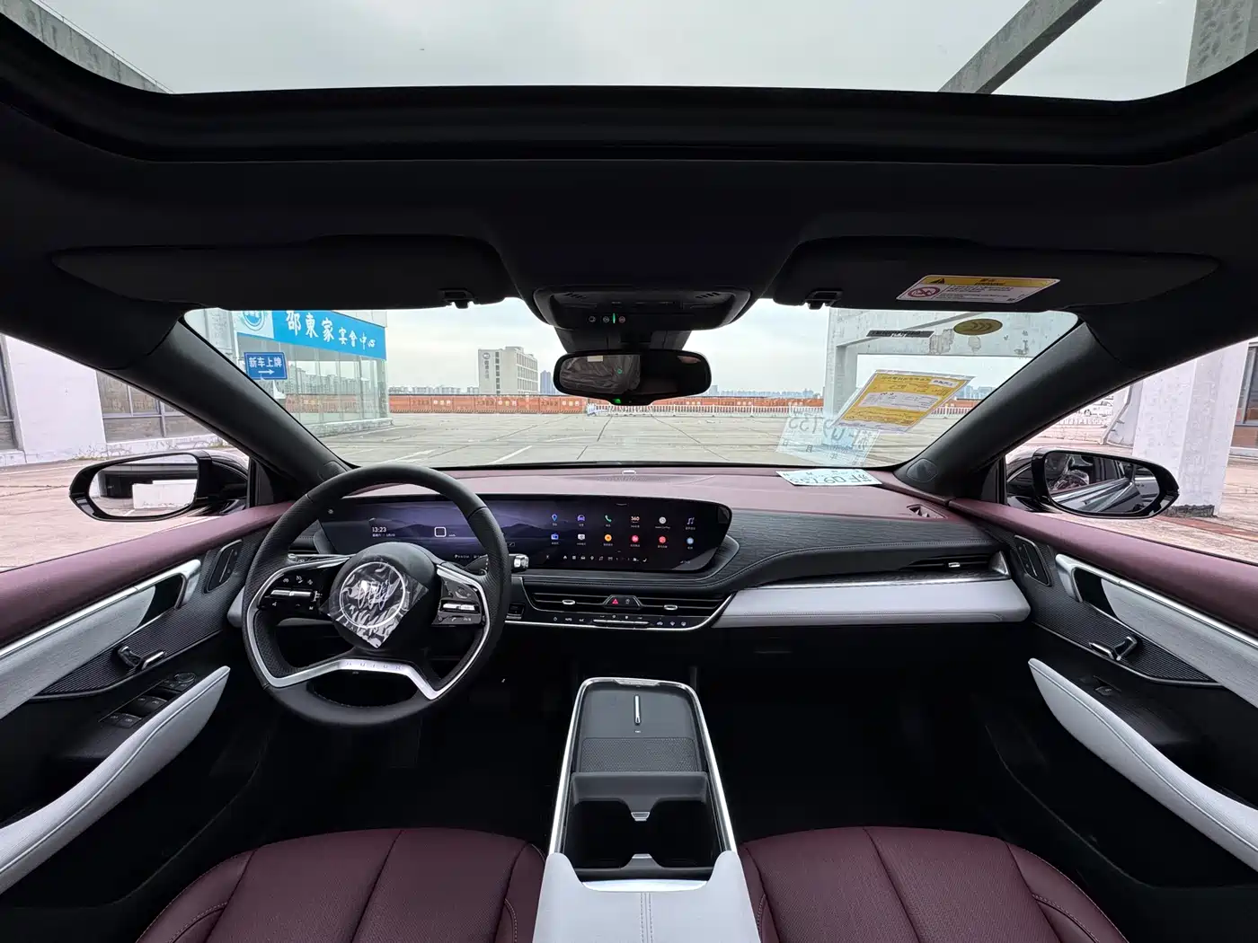 Buick LaCrosse 2025 Model 28T Platinum Edition фото 5
