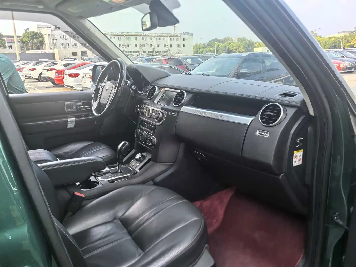 Photo 17 - Land Rover Discovery