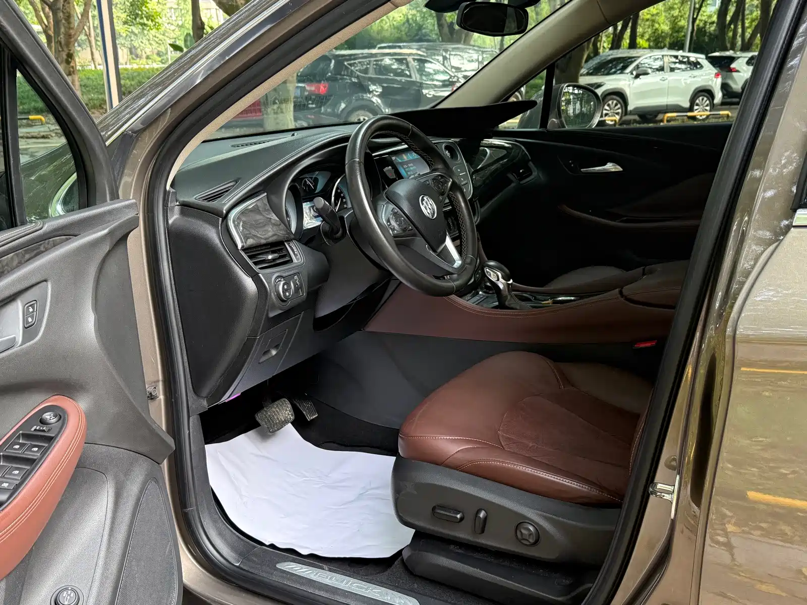 Фото 4 - Buick Envision Plus