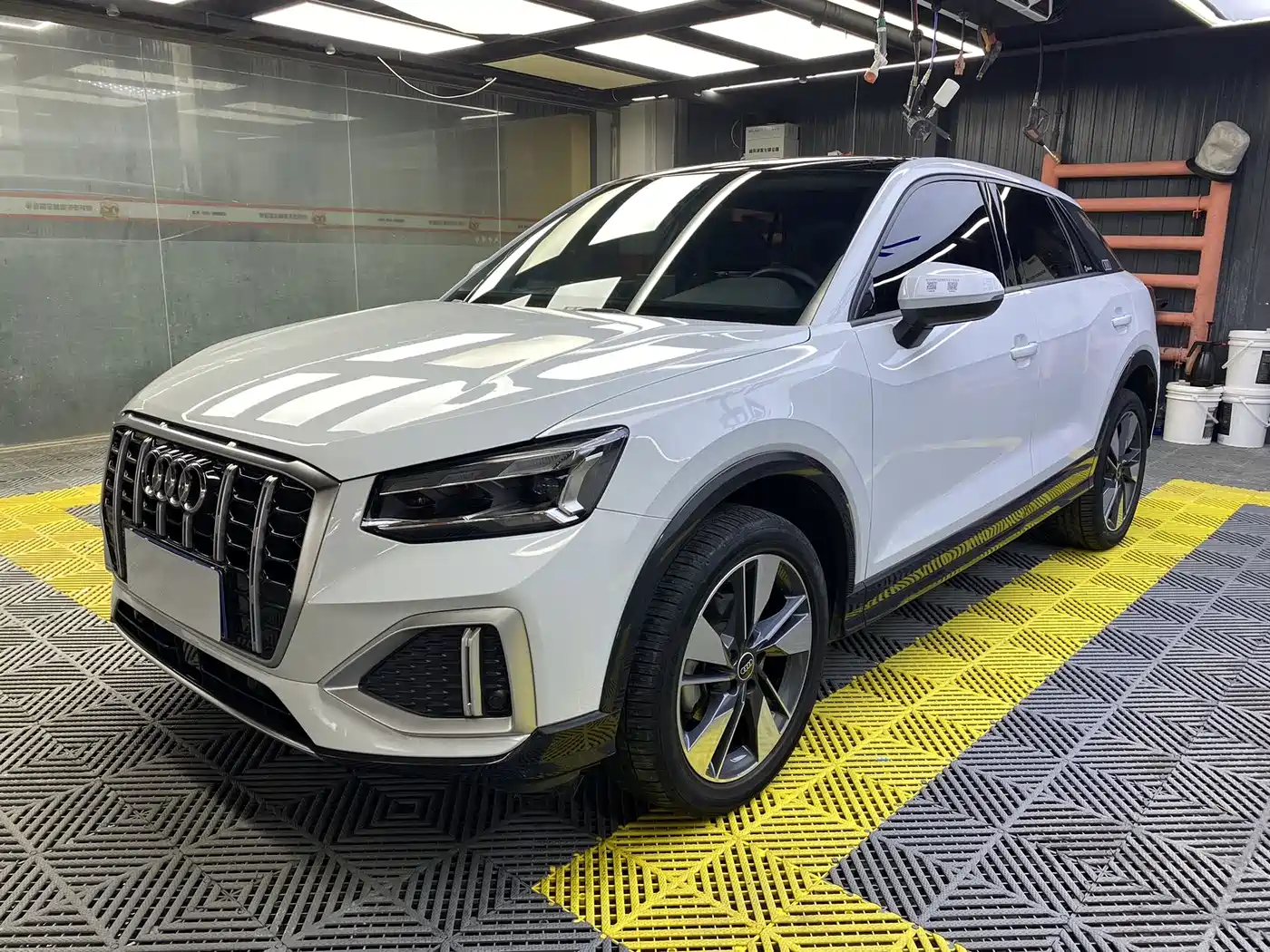 Audi Q2L 2022 35 TFSI Fashion Elegance