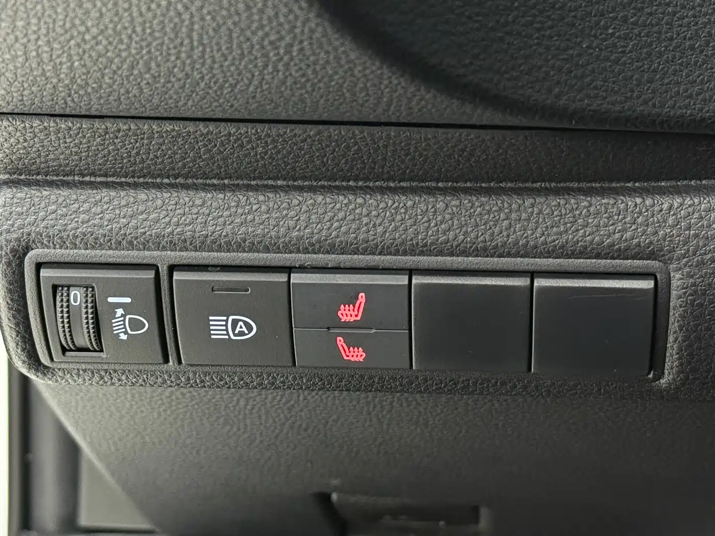 Toyota Corolla 2023 1.2T Elite Edition фото 12
