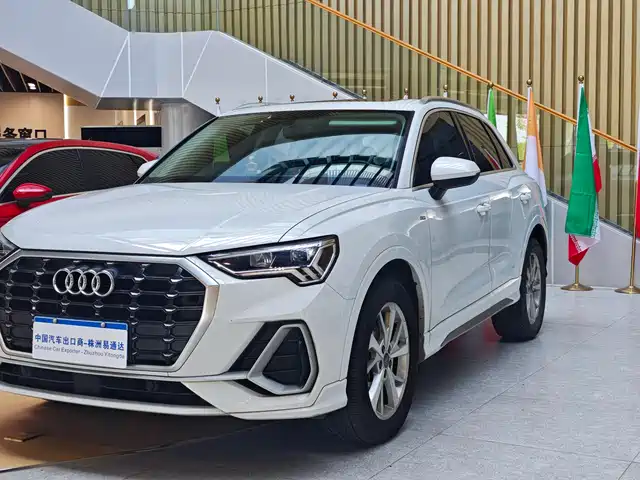  Audi Audi Q3 2019 35 TFSI Progressive Sport