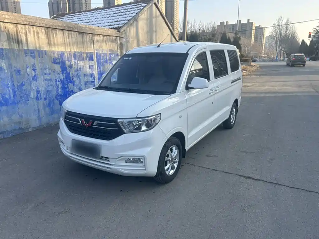 Wuling Motors Wuling Hongguang V 2024 2022 1.5L Dynamic Luxury Edition Hydraulic Power Steering LAR