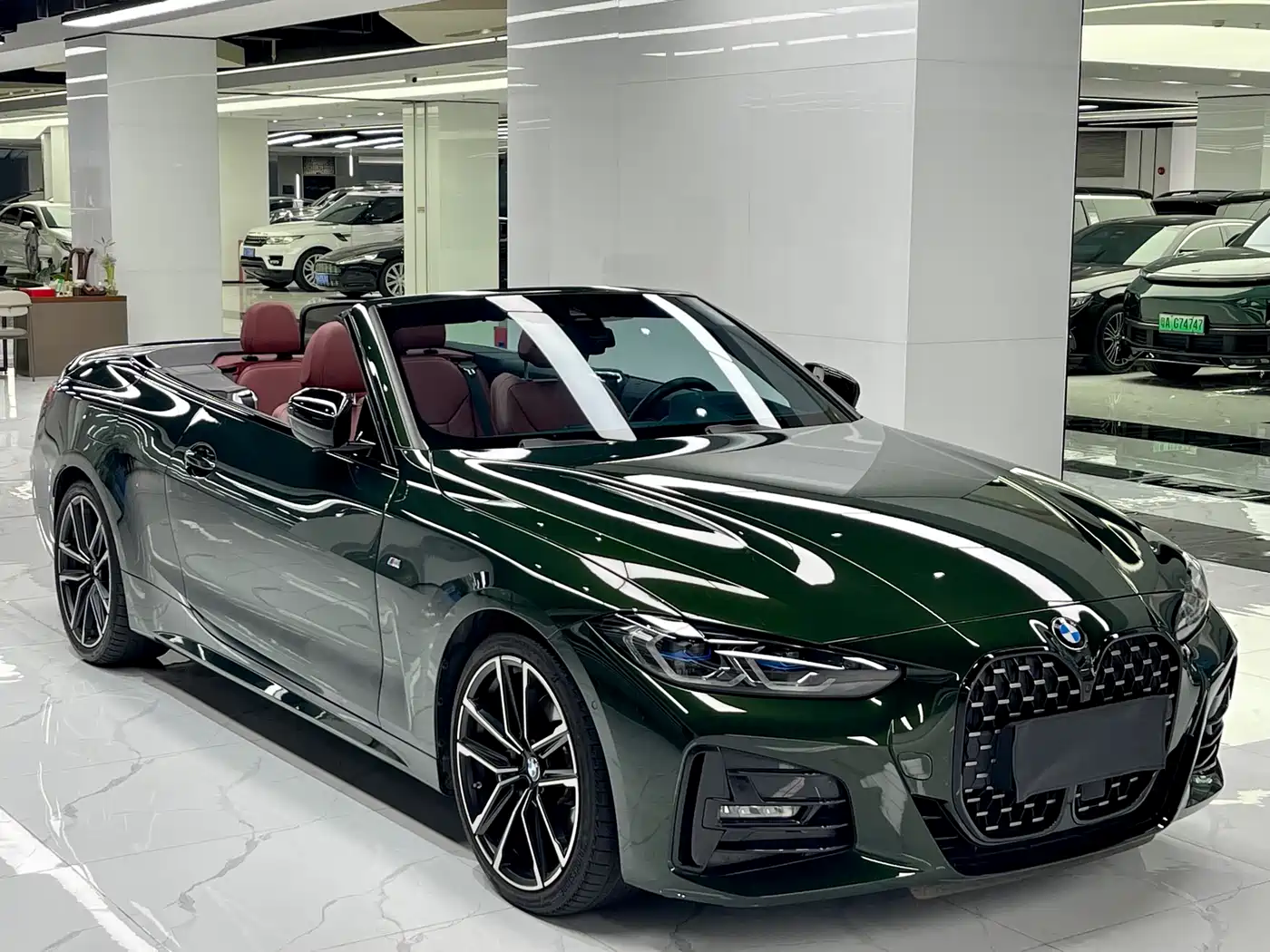 BMW 4 Series 2023 430i Convertible M Sport Shadowline Package фото 3