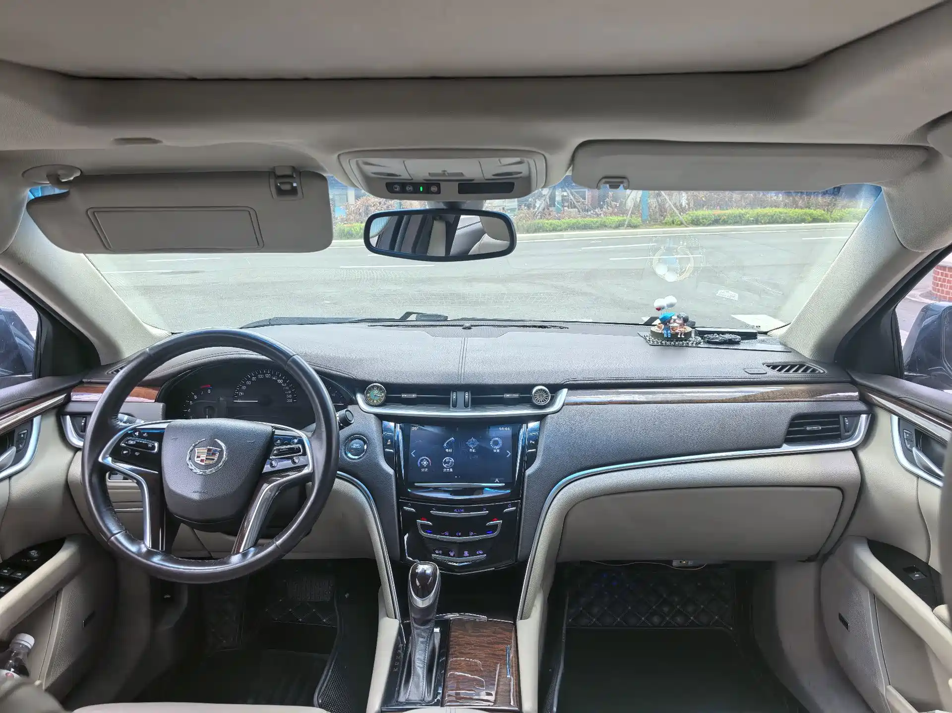 Фото 12 - Cadillac XTS