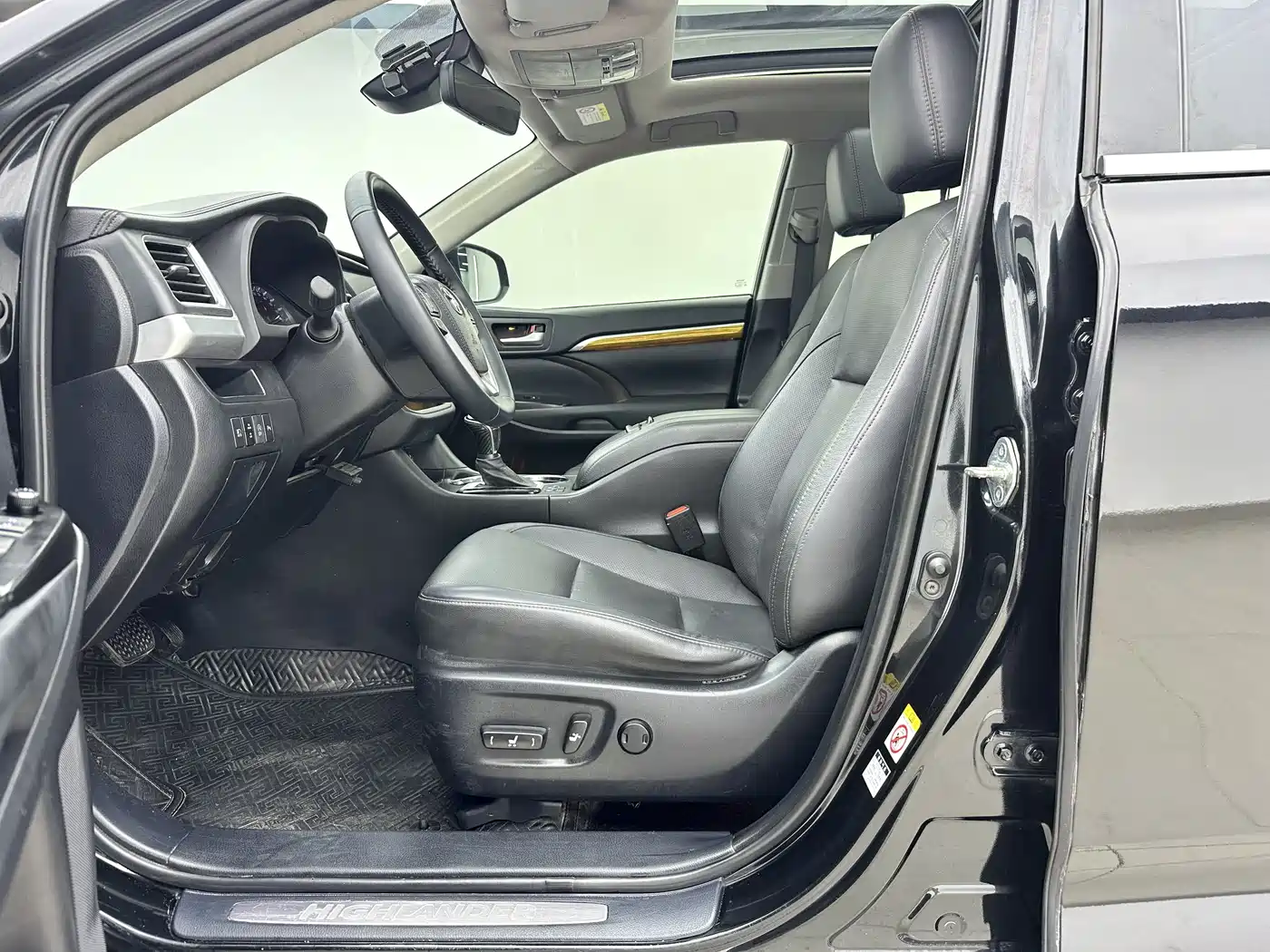 Toyota Highlander 2021 2.0T AWD Luxury 7-Seater фото 5