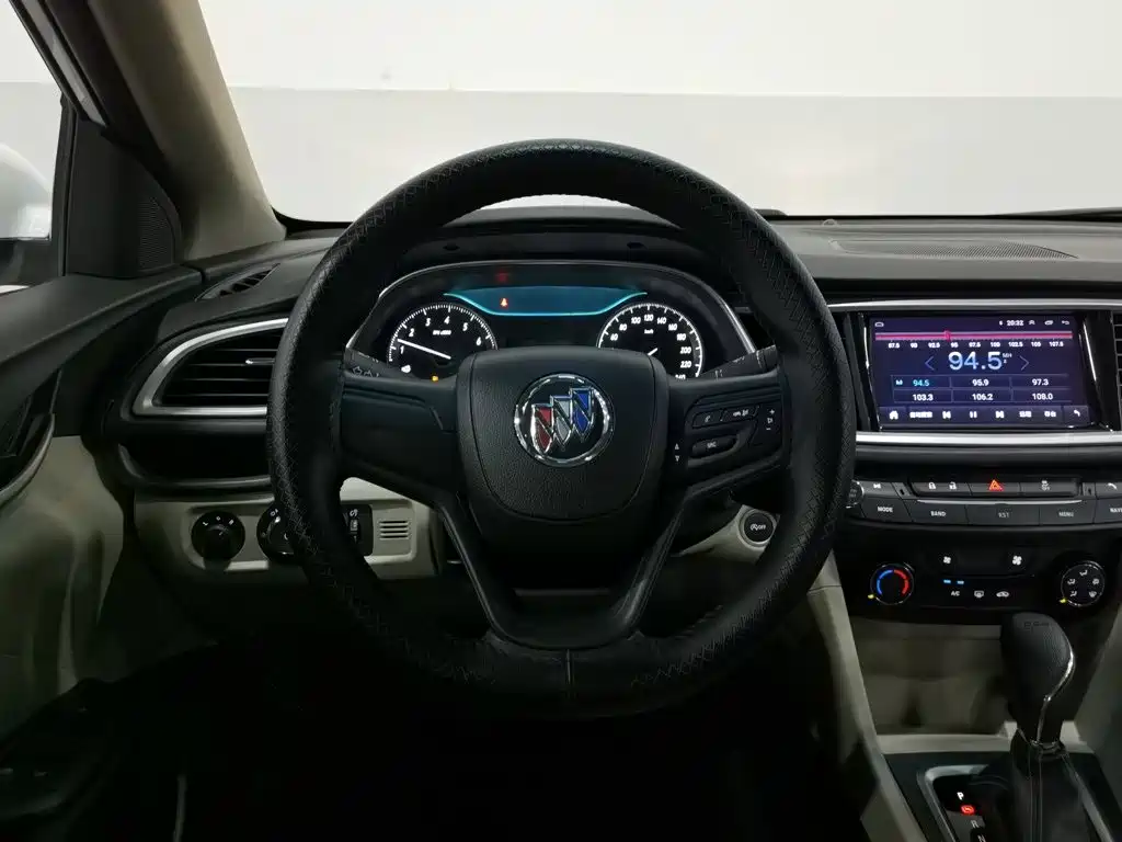 Фото 11 - Buick Excelle