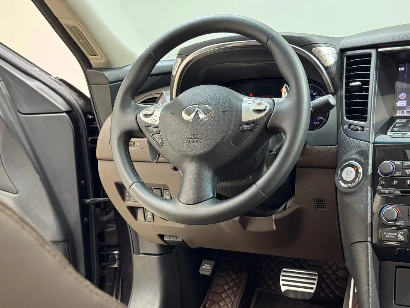 Infiniti QX70 2014 2013 3.7L Standard Edition