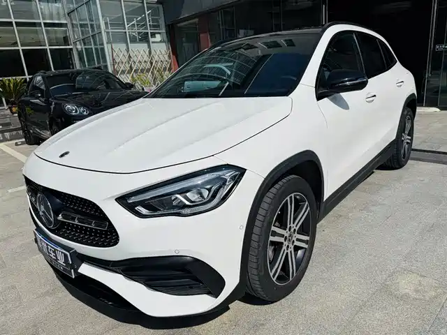 Mercedes-Benz GLA 2022 GLA 220 4MATIC