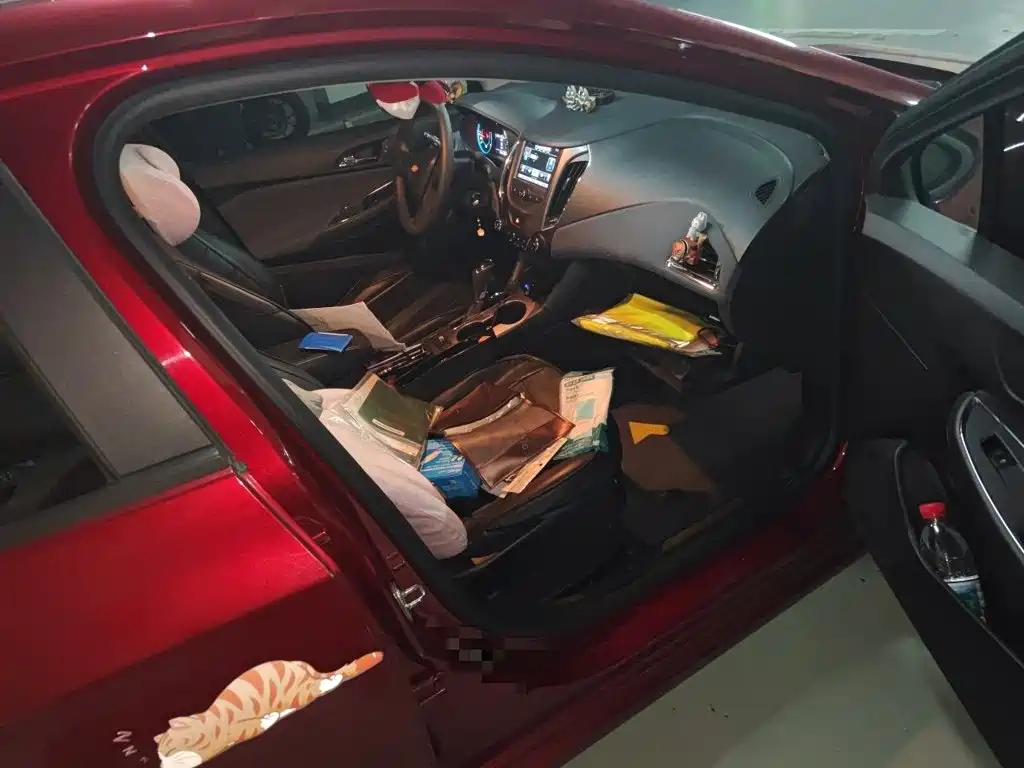 Chevrolet Cruze 2018 2018 320 Automatic Pioneer Sunroof Edition