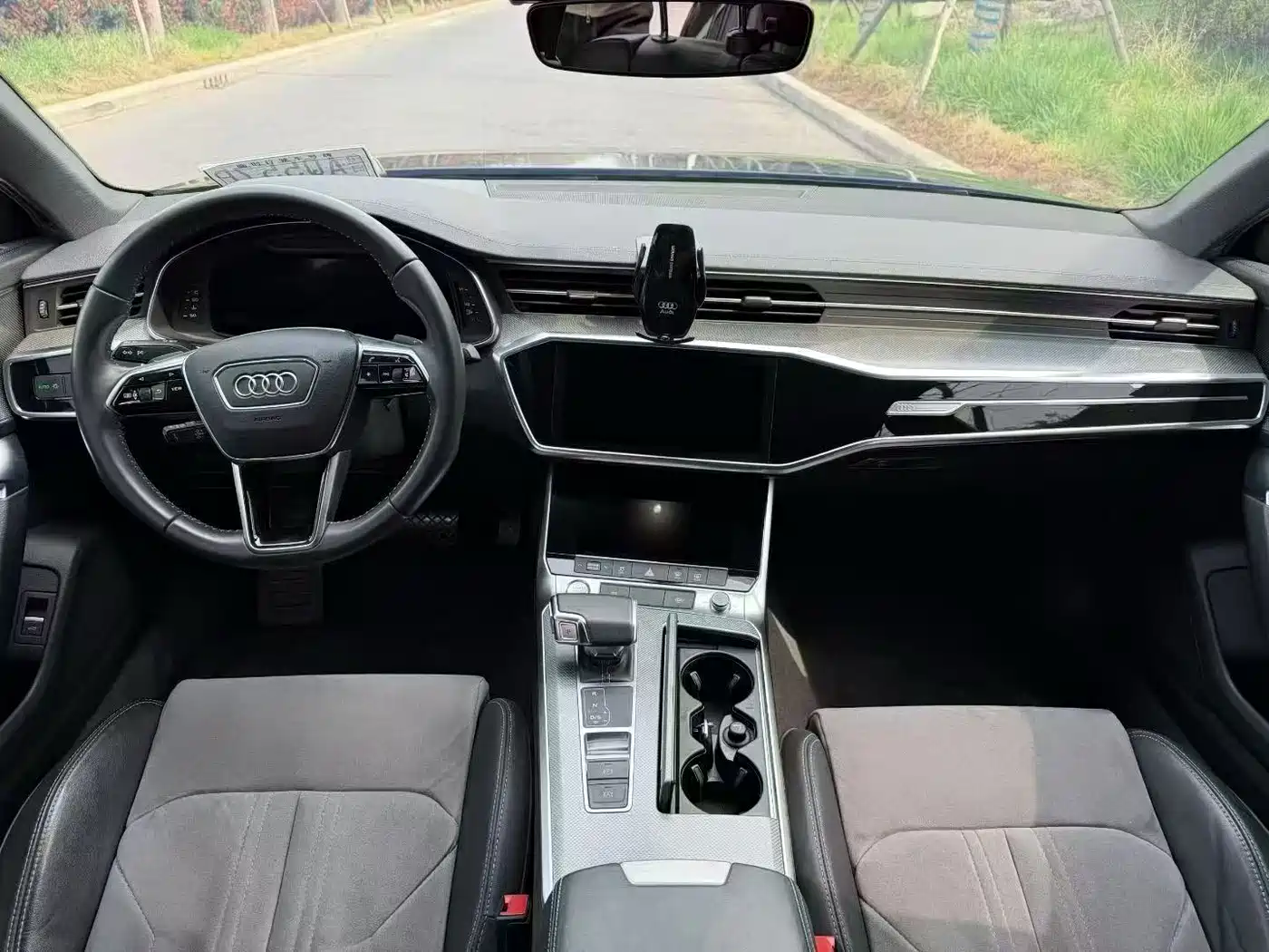 Audi A6L 2020 40 TFSI Luxury Dynamic фото 4