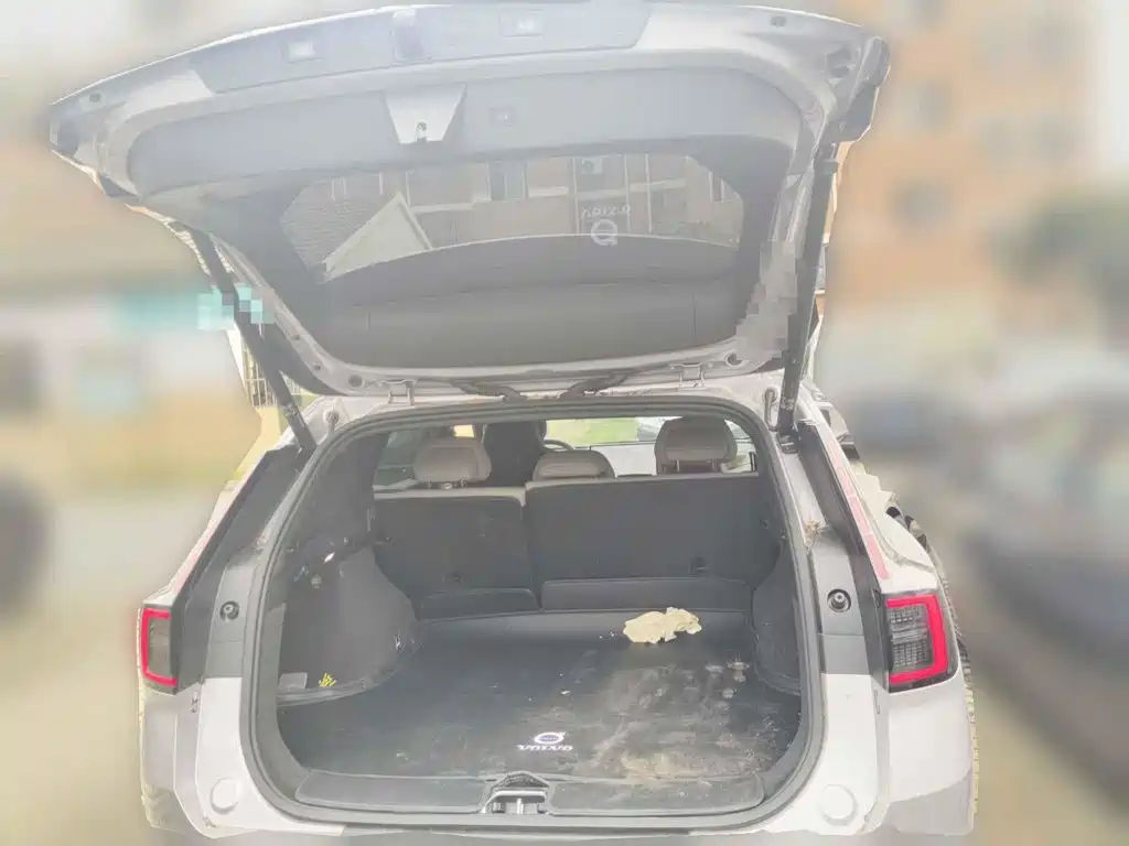 Volvo XC70 Plug-in Hybrid 2026 2026 AWD Extended Range Core