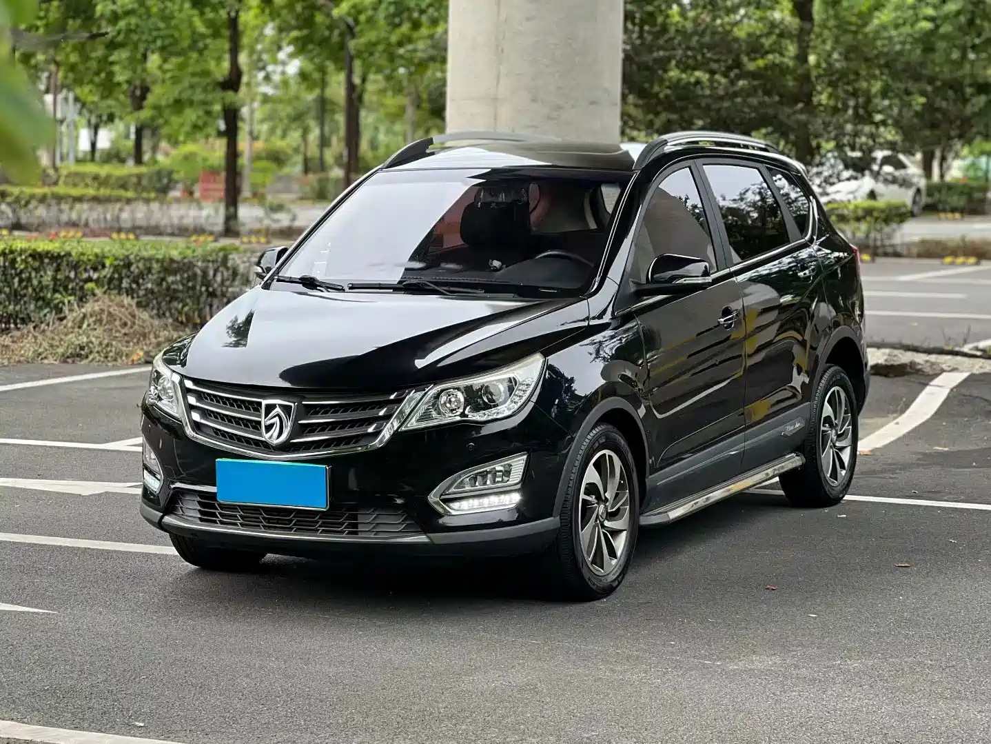 Фото 1 - Baojun 560