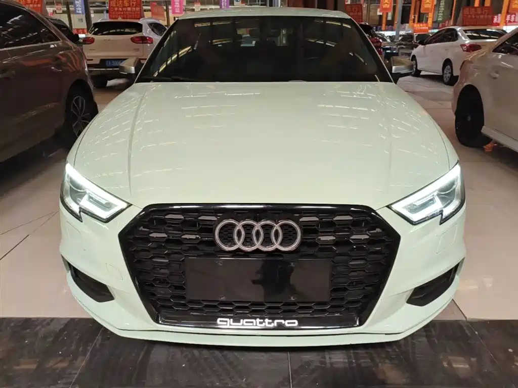 Audi A3 2017 Limousine 35 TFSI Progressive фото 3