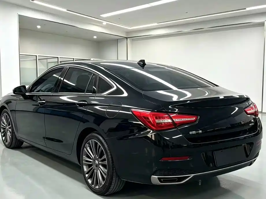 Photo 7 - Hongqi H5