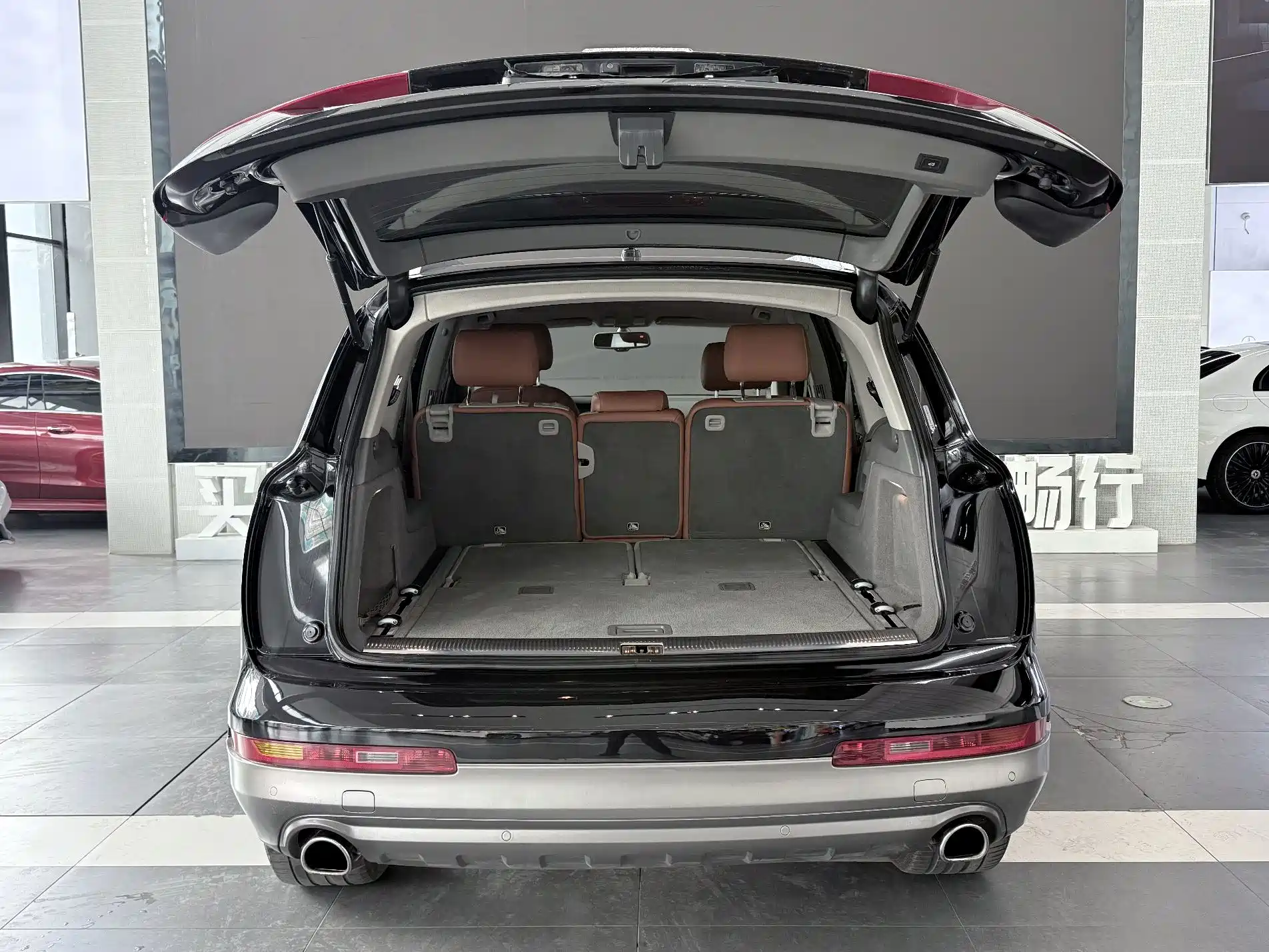 Photo 23 - Audi Q7