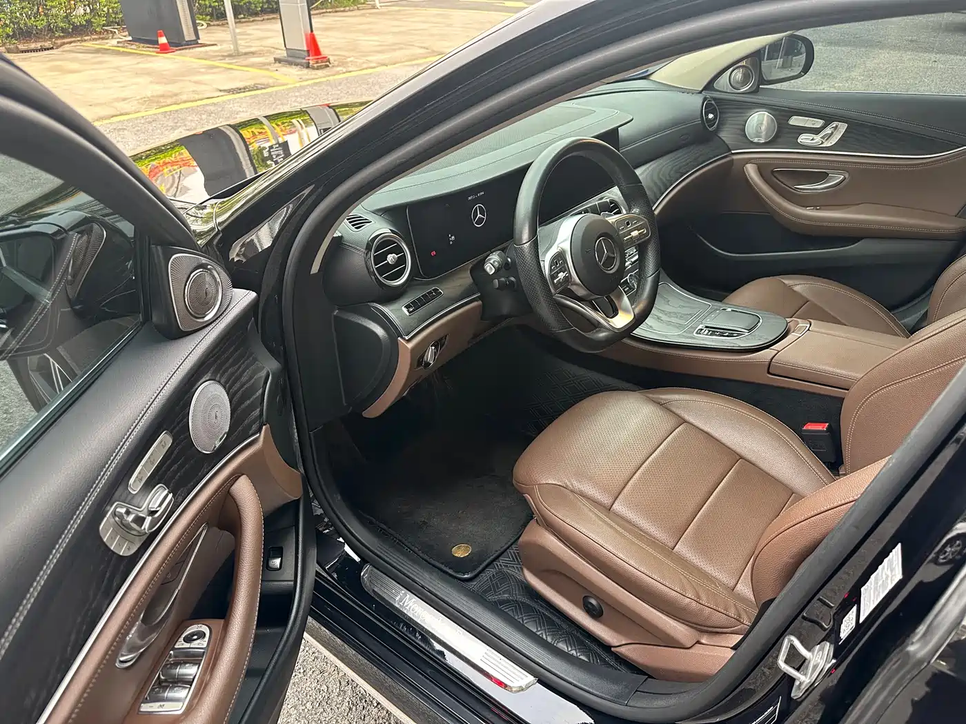 Mercedes-Benz E-Class 2020 Facelift E 300 L Sport Exclusive фото 4