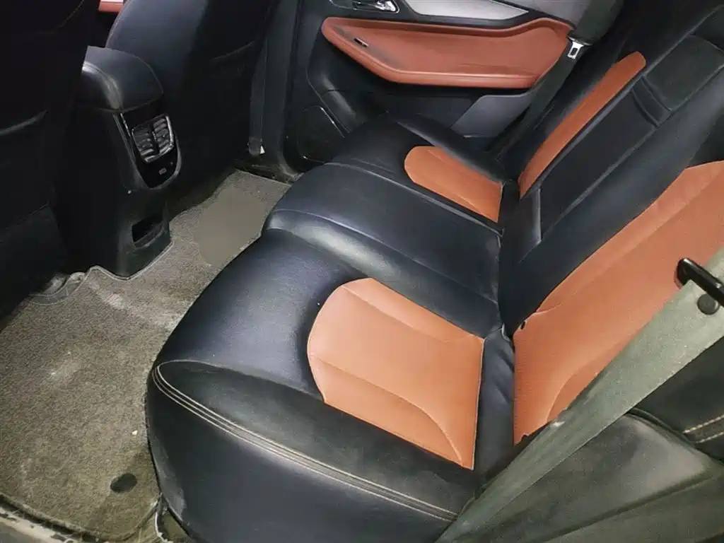 Baojun 560 2015 2015 1.8L Manual Elite