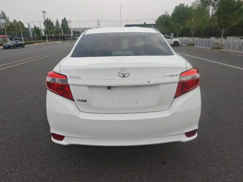 Toyota Vios 2014 1.5L Automatic Smart Enjoyment Edition фото 8