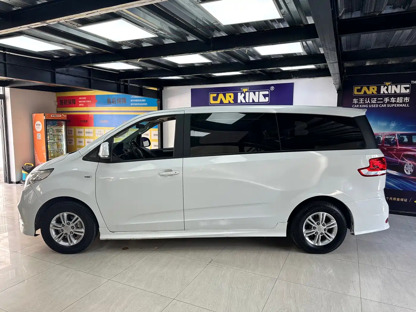 SAIC Maxus Maxus G10 2019 Facelift PLUS 2.0T Automatic Elite Edition China VI фото 14