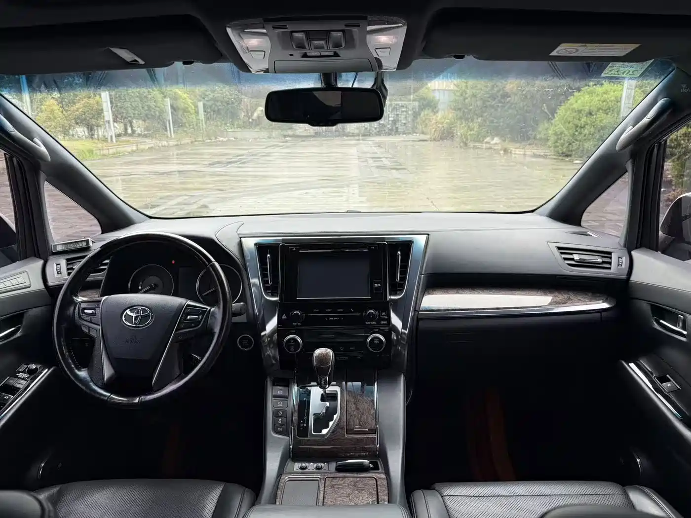 Toyota Alphard 2018 Facelift 3.5L Premium Edition фото 11