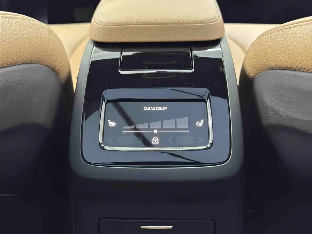 Volvo S90 Plug-in Hybrid 2019 2019 T8 E-AWD Hybrid Inscription Edition China VI