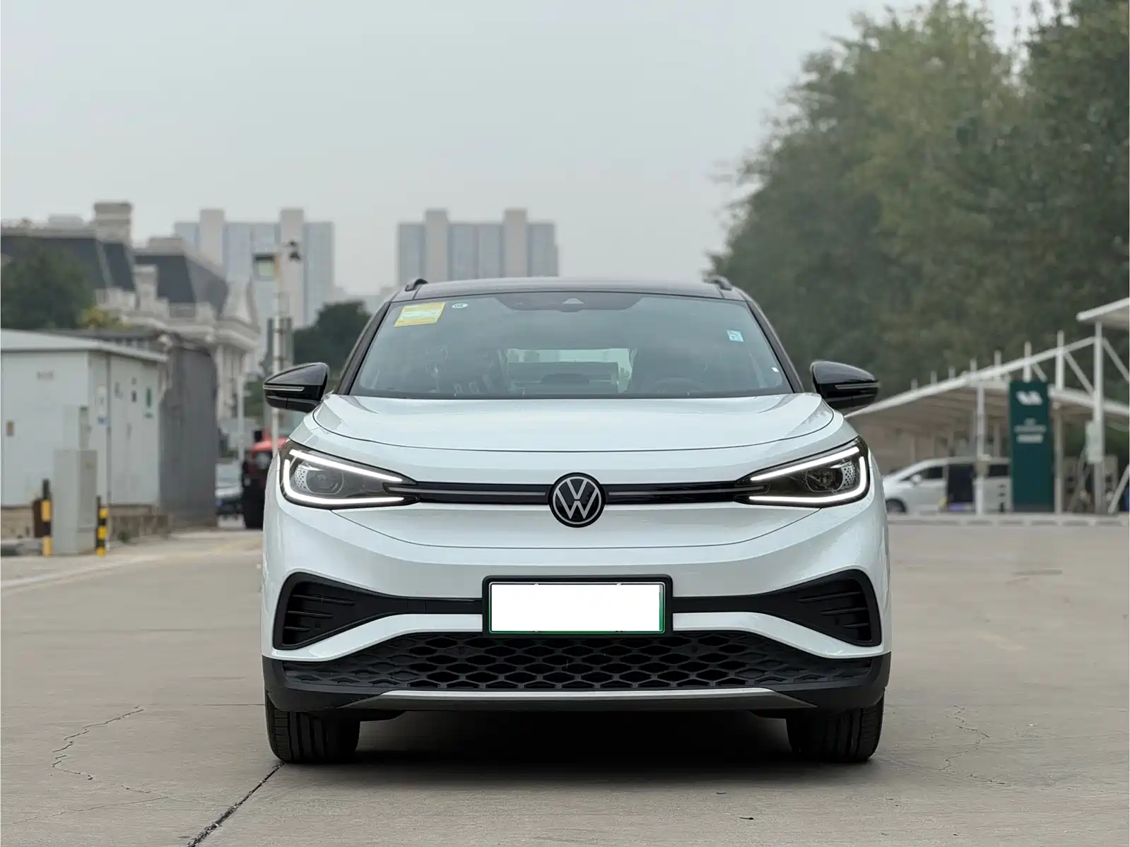 Photo 2 - Volkswagen ID.4 X