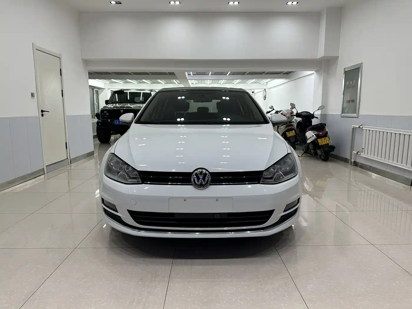 Volkswagen Golf 2016 230TSI Automatic Comfort фото 2