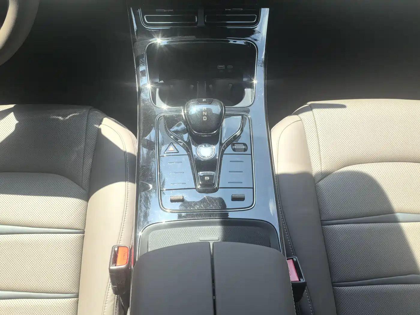 BYD Han 2025 2025 DM-i 125KM Comfort