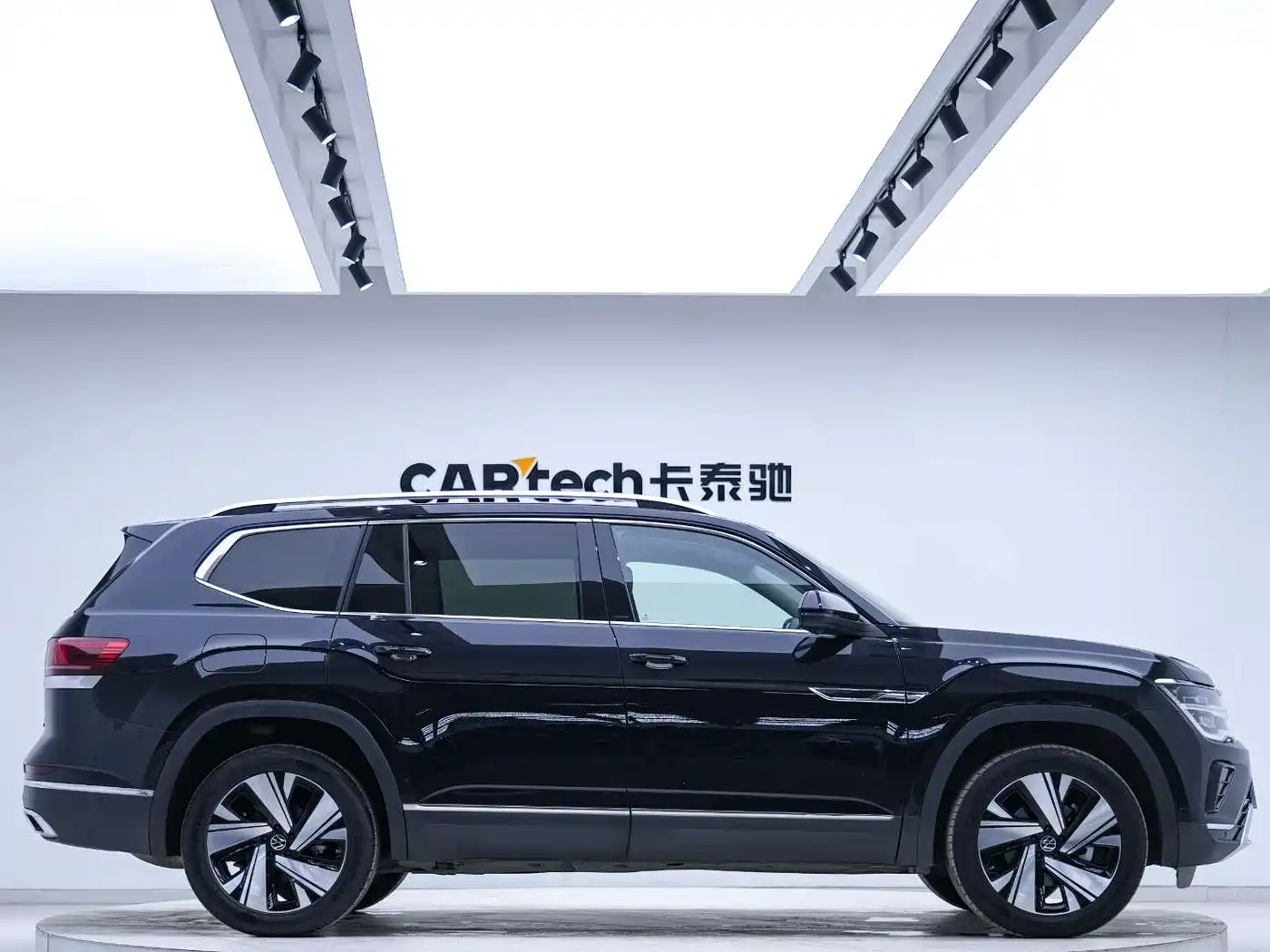 Volkswagen Teramont 2022 380TSI 4MOTION Premium Luxury фото 3
