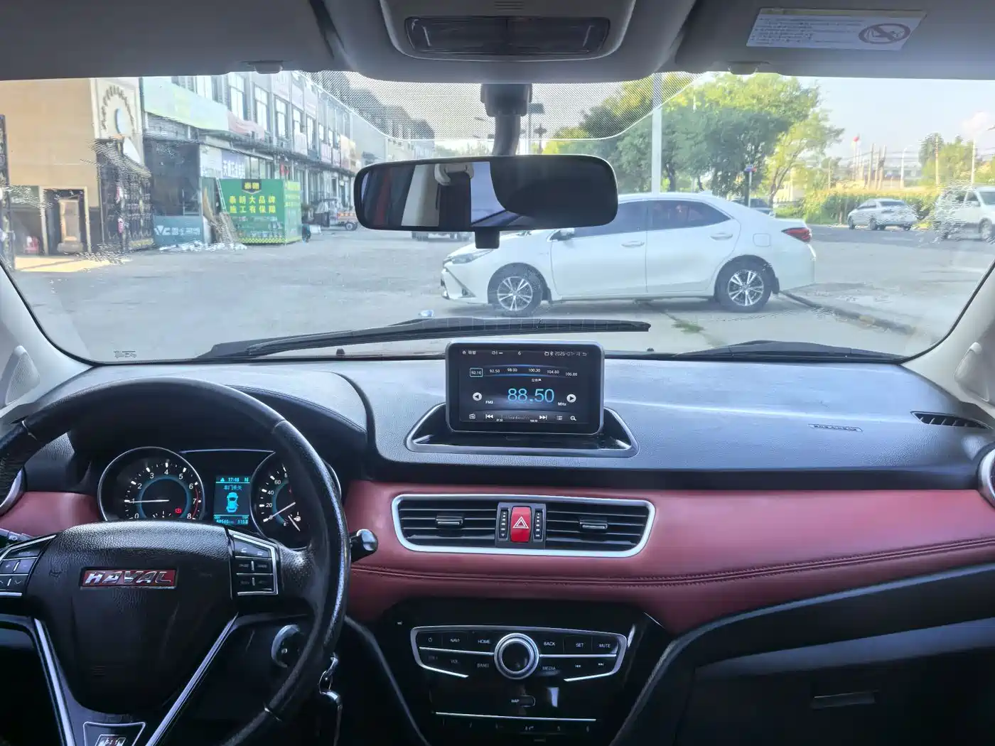 Haval H1 2015 2015 1.5L AMT Luxury