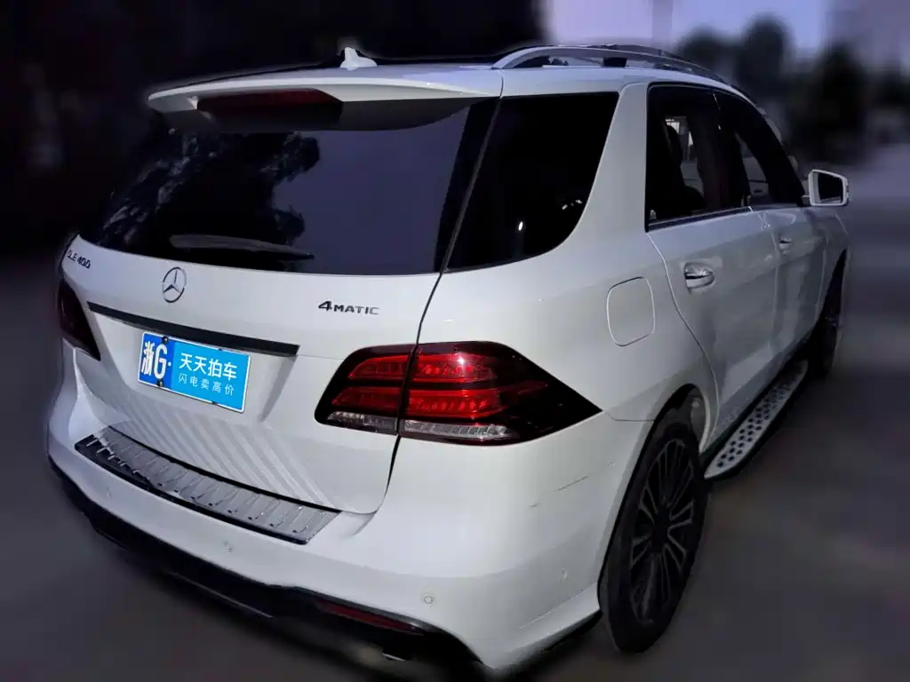 Фото 3 - Mercedes-Benz GLE